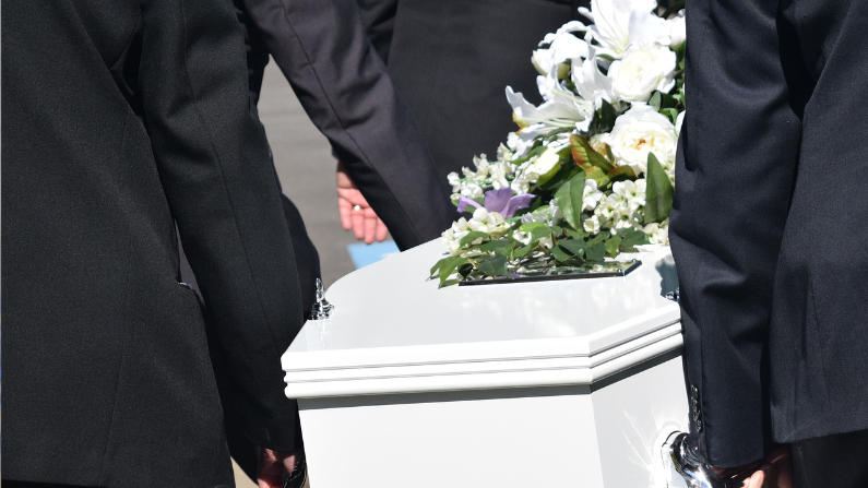 Beerdigung Bestattung Formalitäten Totenschein in Spanien